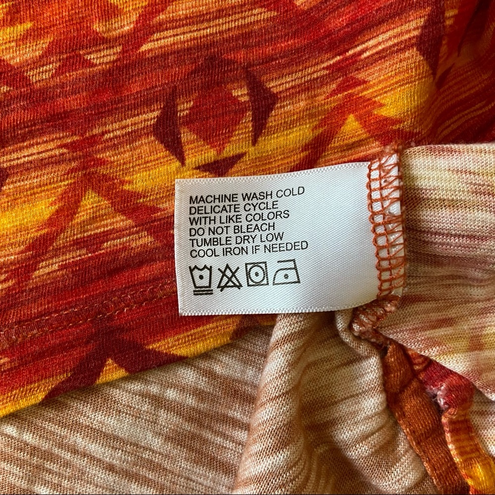 Orvis lightweight 3/4 sleeve tee. Native American print warm colors - Picture 6 of 6